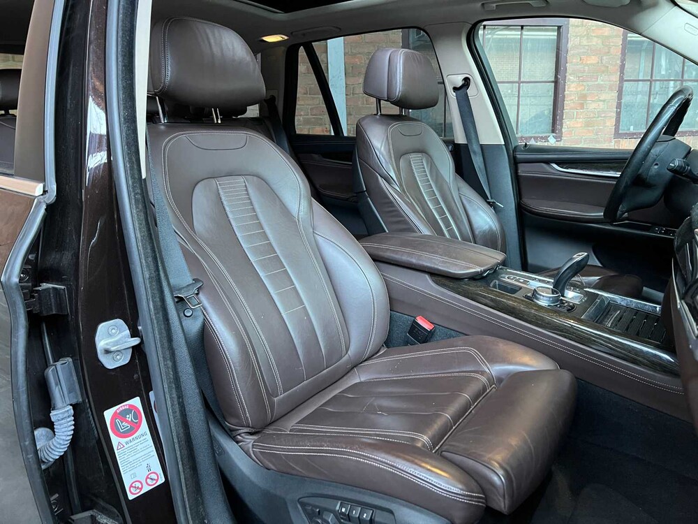 BMW X5 xDrive30d High Executive F15 258pk 2014, HS-577-L