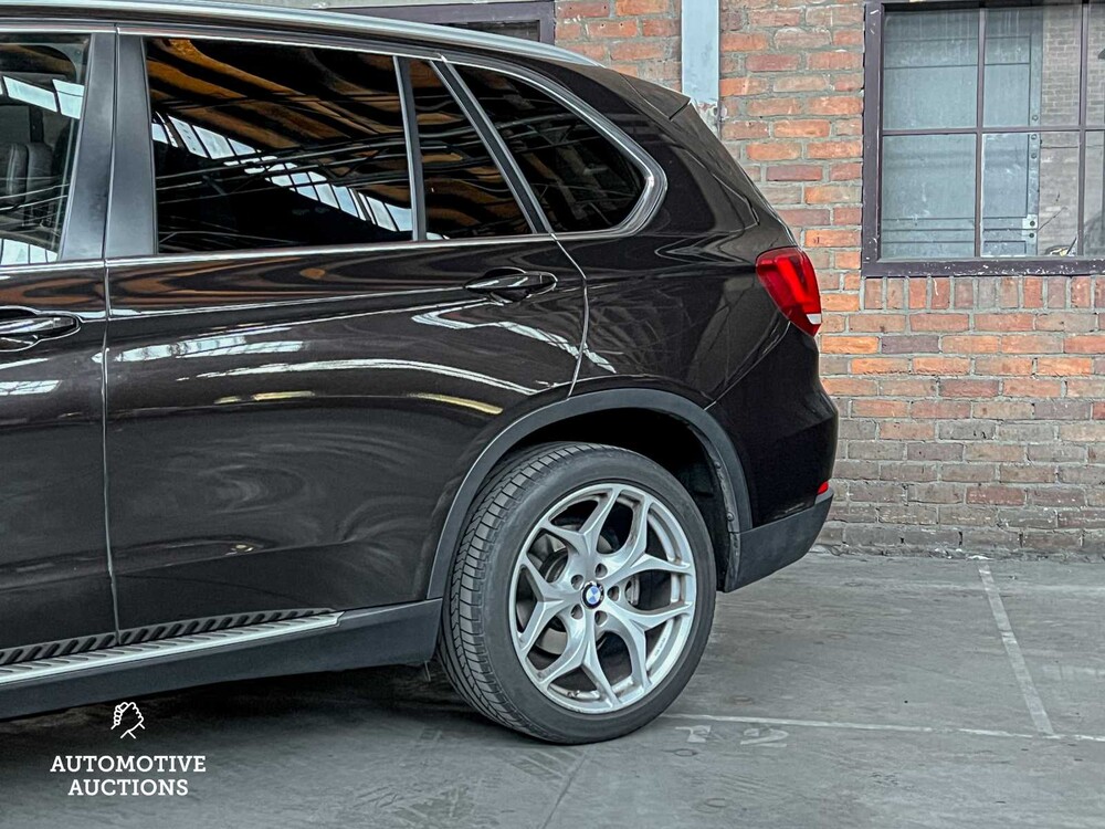 BMW X5 xDrive30d High Executive F15 258pk 2014, HS-577-L