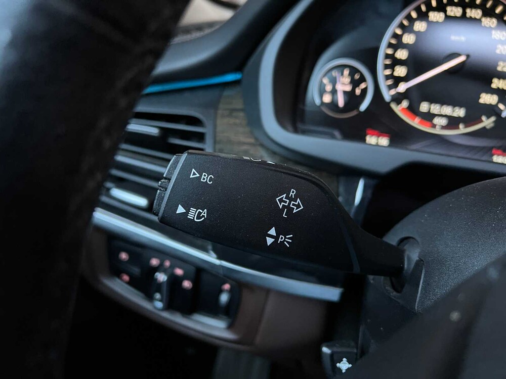 BMW X5 xDrive30d High Executive F15 258pk 2014, HS-577-L