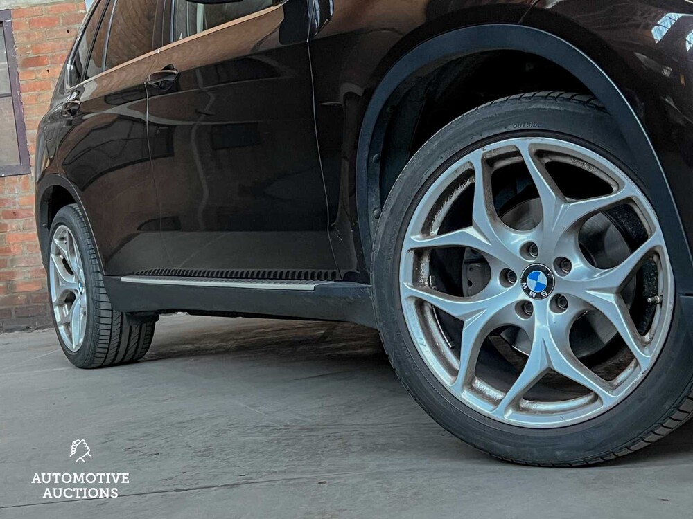 BMW X5 xDrive30d High Executive F15 258pk 2014, HS-577-L