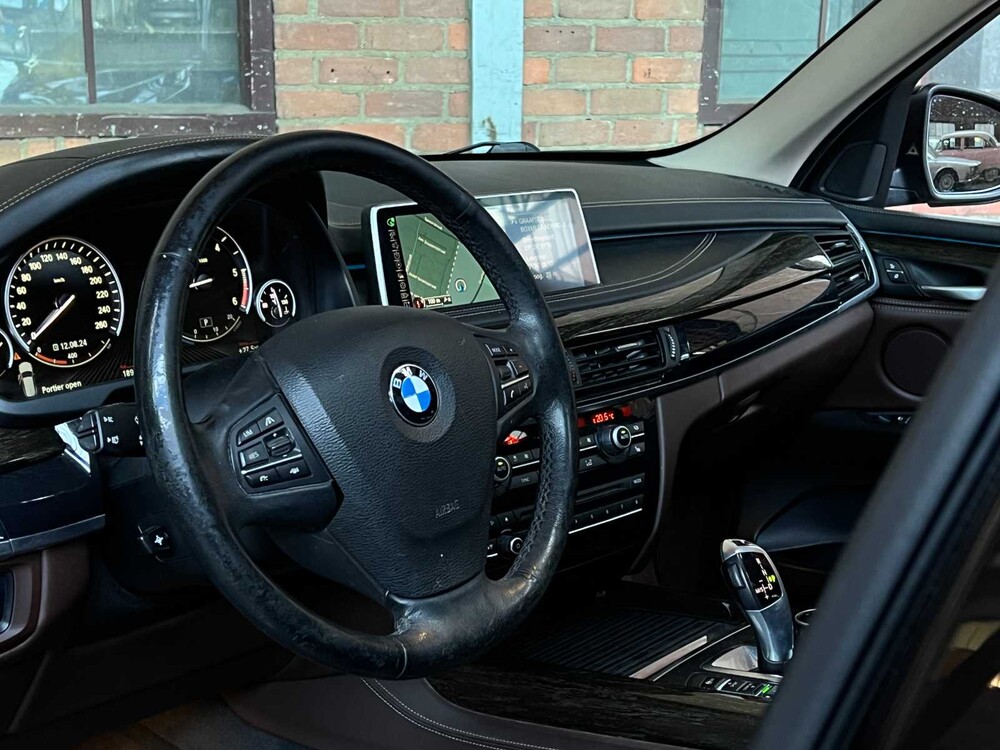 BMW X5 xDrive30d High Executive F15 258pk 2014, HS-577-L