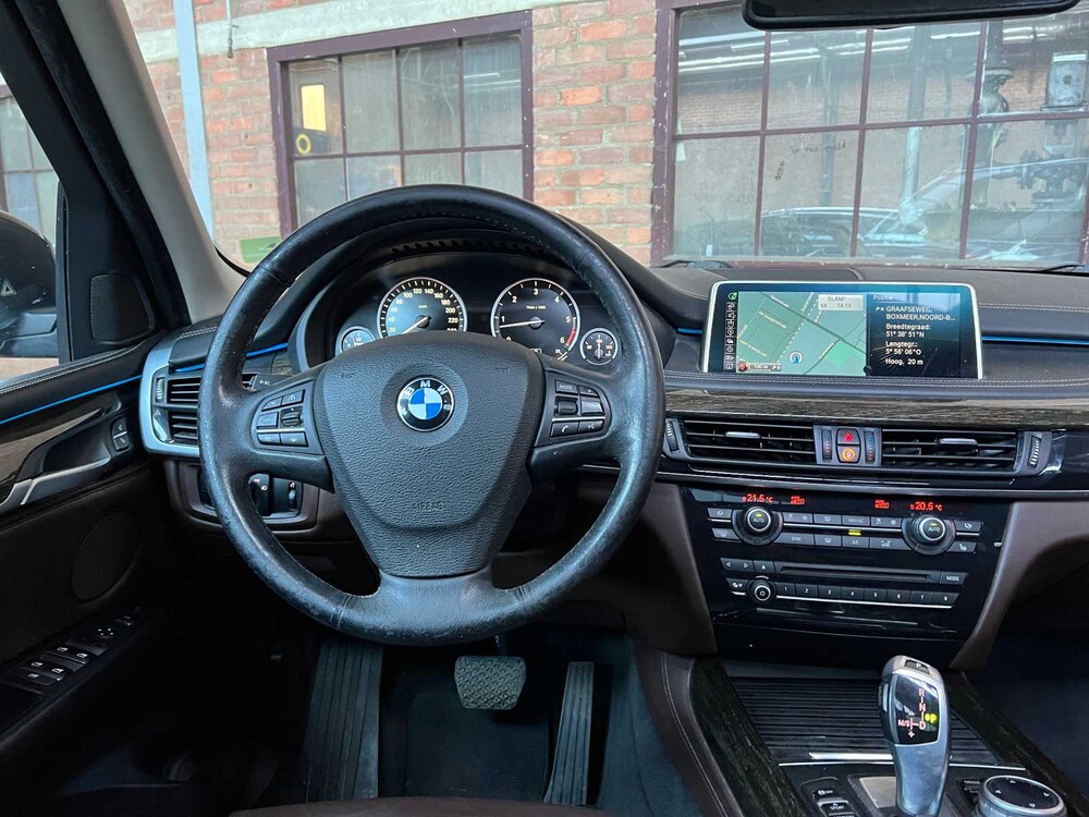 BMW X5 xDrive30d High Executive F15 258pk 2014, HS-577-L