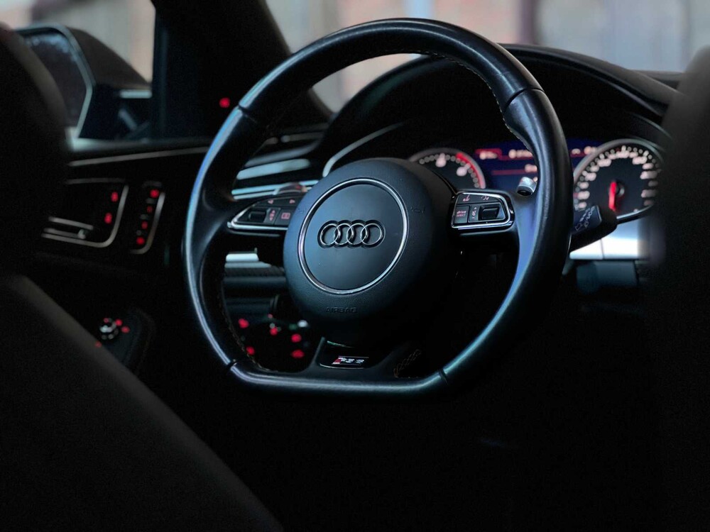 Audi RS6 Avant 4.0 V8 TFSI Quattro (Performance) Pro Line Plus C7 605hp 2017 (Carbon), RS-956-N