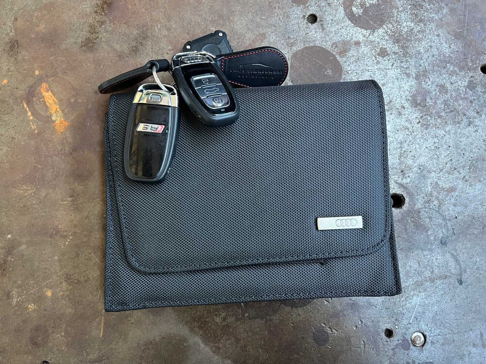 Audi RS6 Avant 4.0 V8 TFSI Quattro (Performance) Pro Line Plus C7 605hp 2017 (Carbon), RS-956-N