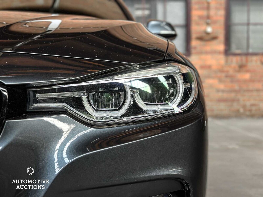 BMW 330e M-Sport Centennial High Executive 184pk 2016 (Origineel-NL) 3-serie, ND-217-B