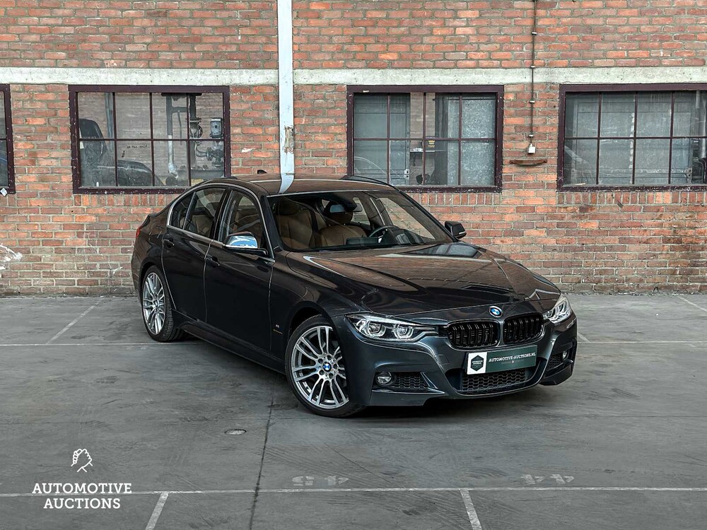 BMW 330e M-Sport Centennial High Executive 184pk 2016 (Origineel-NL) 3-serie, ND-217-B