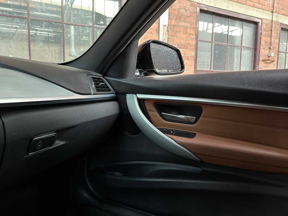 BMW 330e M-Sport Centennial High Executive 184pk 2016 (Origineel-NL) 3-serie, ND-217-B