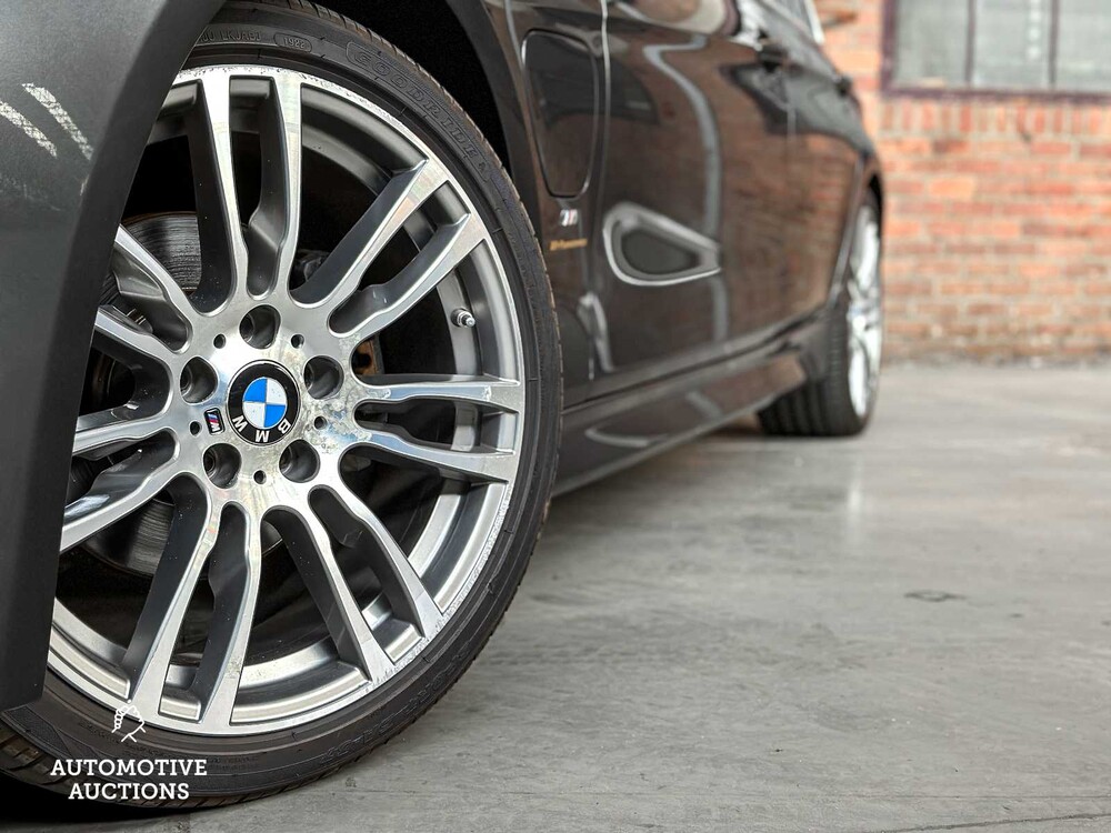 BMW 330e M-Sport Centennial High Executive 184pk 2016 (Origineel-NL) 3-serie, ND-217-B
