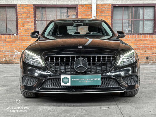 Mercedes-Benz C180d AMG Premium Pack 122hp 2018 C-class, N-871-TN