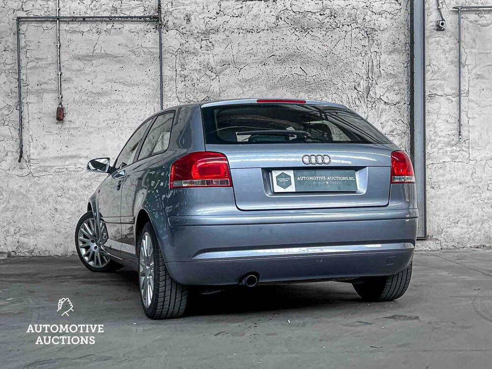 Audi A3 1.6 Attraction 102PS 2004 (Original-NL), 77-PD-PL