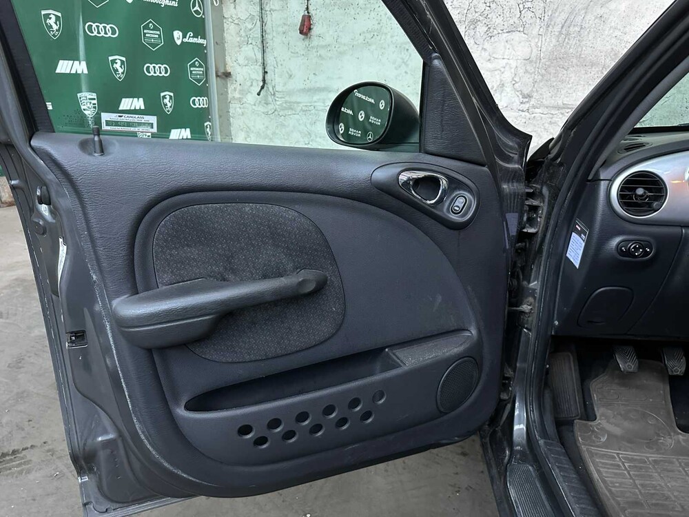 Chrysler PT Cruiser 1.6i Classic 116PS 2004 (Original-NL), 82-PP-GD
