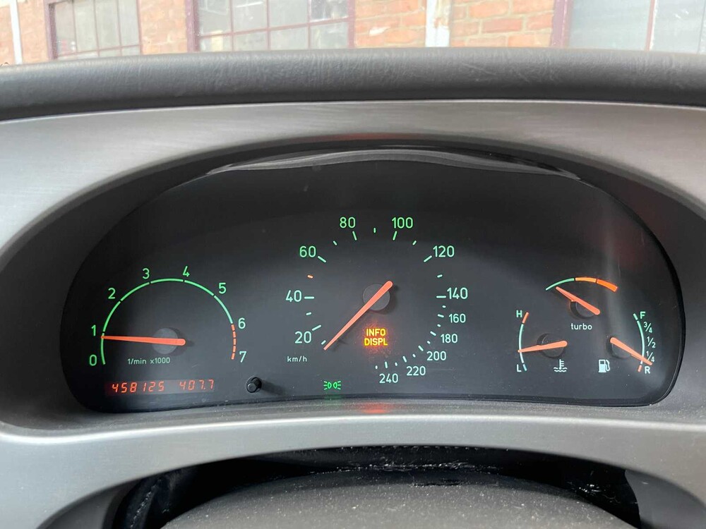 Saab 9-5 Kombi 2.3 Turbo Aero 250PS 2000 (Original-NL), 06-GH-TD