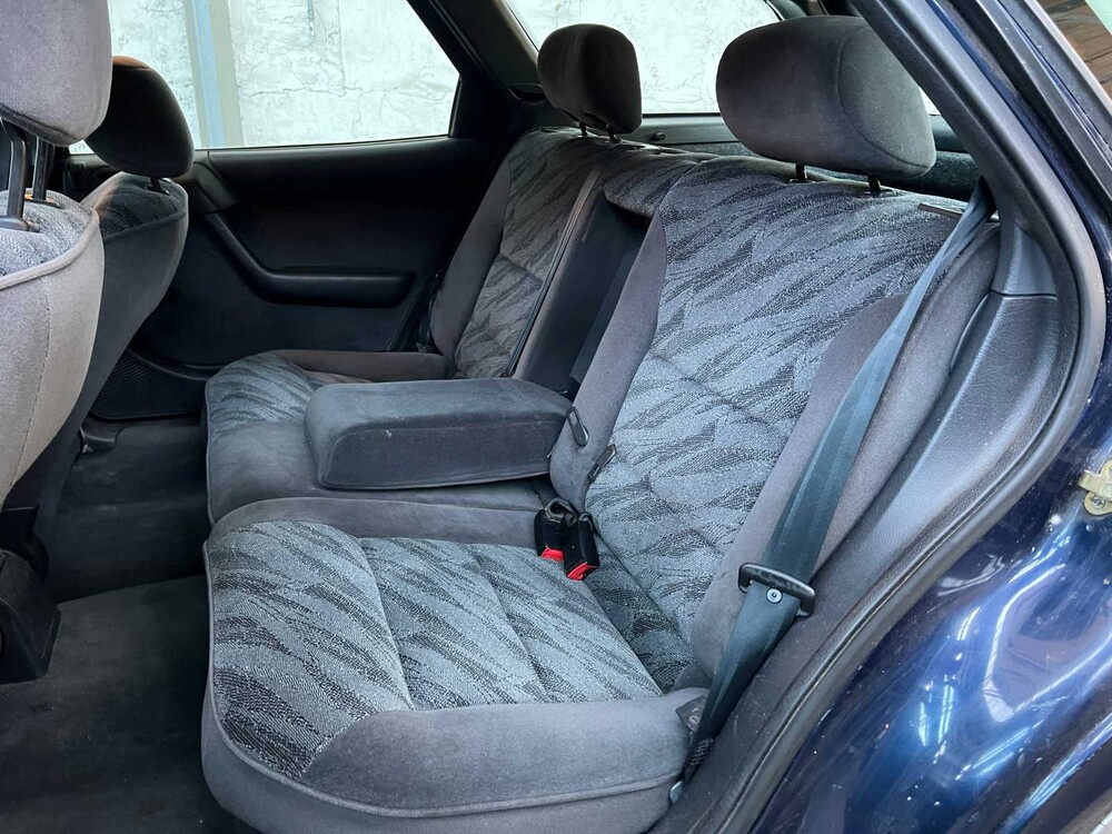 Citroen Xantia Kombi 1.8i-16V Millésime 110PS 2000 (Original-NL), 21-FB-VN