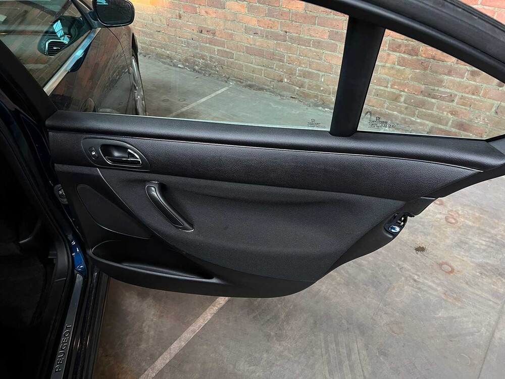 Peugeot 607 2.2-16V 158PS 2002 - Erstjg. NL-, 06-JZ-GB -Automatisch-