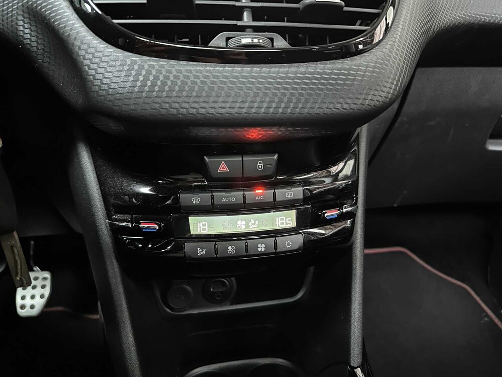 Peugeot 2008 1.2 PureTech GT-line 110PS 2018, XD-918-D