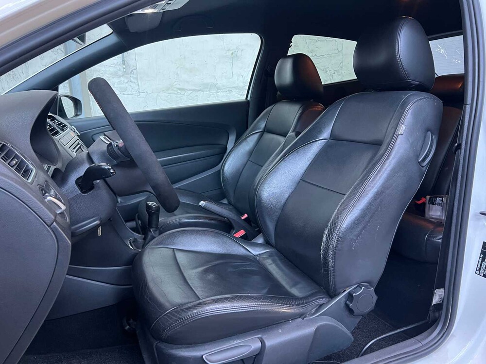 Volkswagen Polo 1.2-12V Comfortline 69PS 2010 (Original-NL), 58-NGG-2