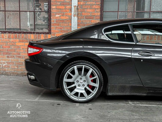 Maserati GranTurismo 4.2 V8 405hp 2008 youngtimer