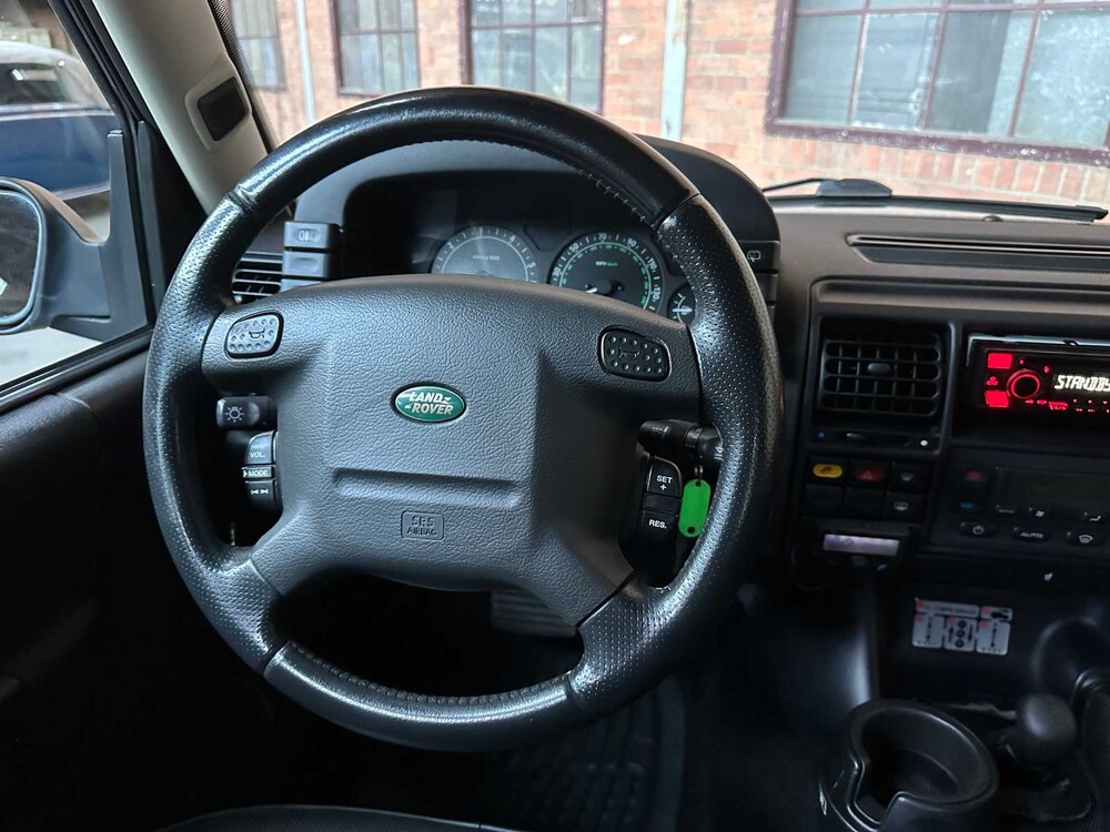 Land Rover Discovery 4.4 V8 SE 299hp 2003, 33-HXX-4 Youngtimer