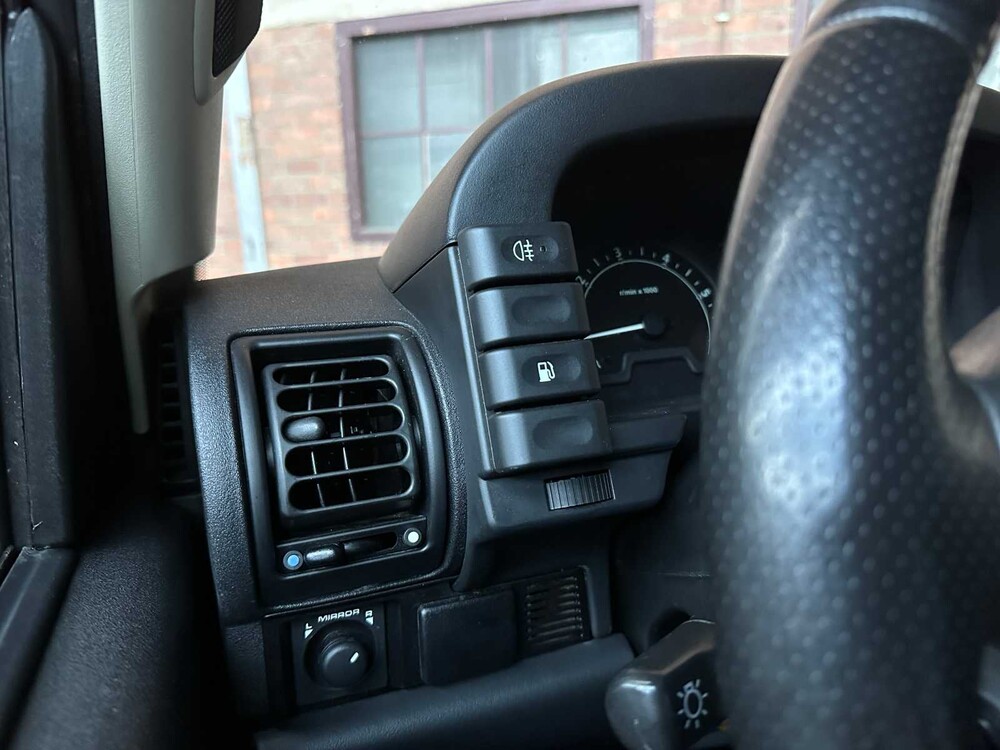 Land Rover Discovery 4.4 V8 SE 299hp 2003, 33-HXX-4 Youngtimer