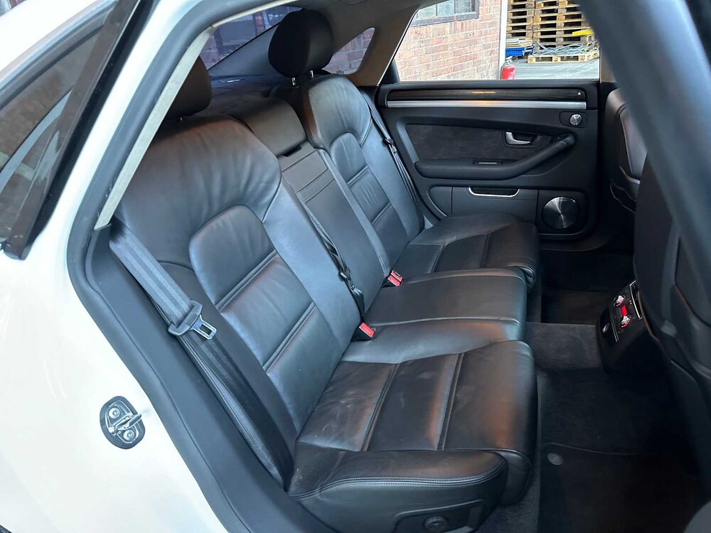 Audi S8 5.2 V10 450HP 2008 Audi Exclusive Youngtimer