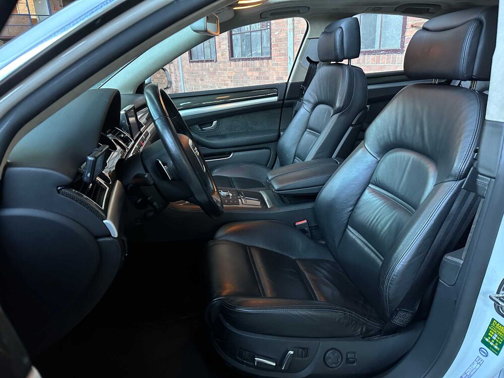Audi S8 5.2 V10 450HP 2008 Audi Exclusive Youngtimer