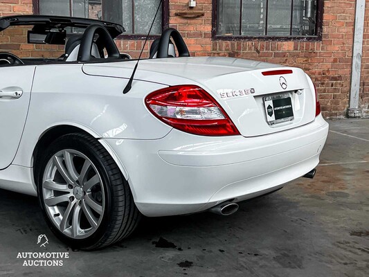 Mercedes-Benz SLK350 3.5 V6 272hp 2005 AIRSCARF Youngtimer