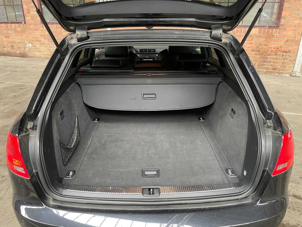 Audi S4 Avant 4.2 V8 Quattro Pro Line 344pk 2006, 33-RTV-3