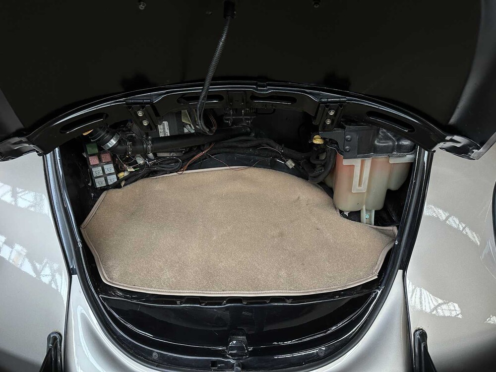 Porsche Boxster S Bugster 3.2 260hp 2000 (Volkswagen Beetle), R-547-VT