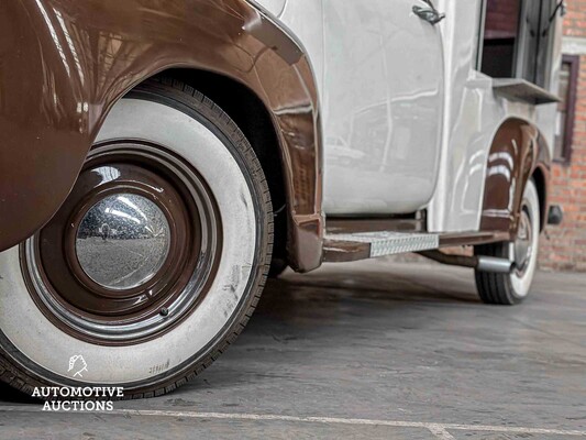 Chevrolet 3600 Ice Cream Truck (FOOD TRUCK) 1952