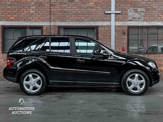 Mercedes-Benz ML350 3.5 V6 272PS 2005 M-Klasse, P-228-PF