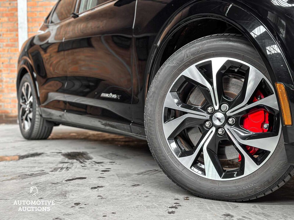 Ford Mustang Mach-E 98kWh Extended AWD Technology Pack Plus 371pk 2021 (Origineel-NL & 1e eigenaar), L-787-ZR
