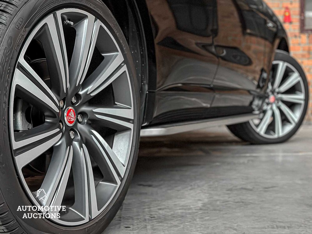 Jaguar F-PACE 2.0 Portfolio AWD 20d 179pk 2017, H-091-XH