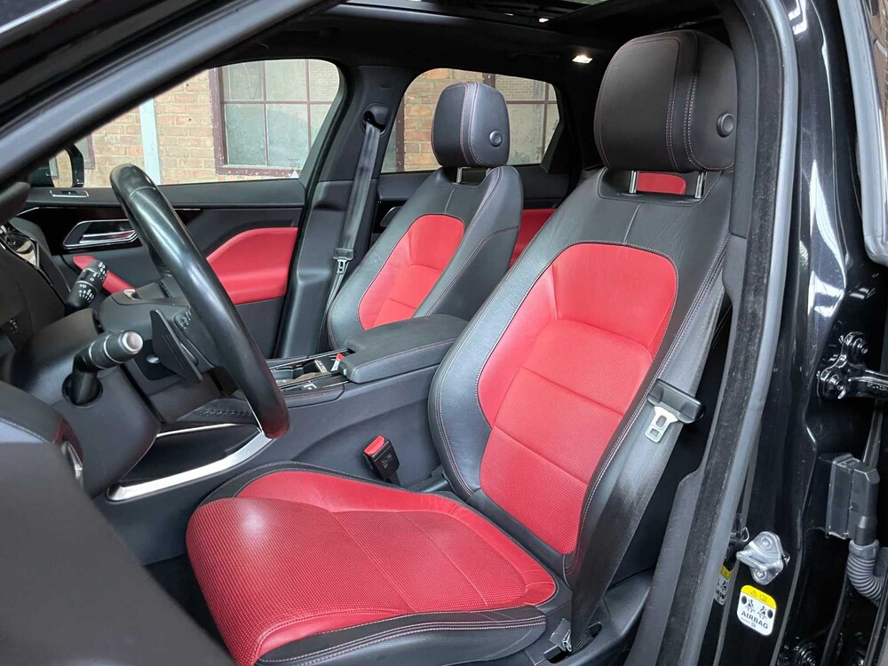 Jaguar F-PACE 2.0 Portfolio AWD 20d 179pk 2017, H-091-XH