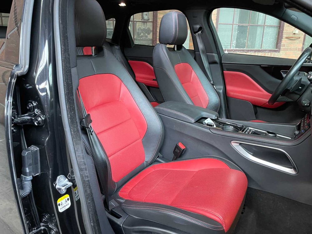 Jaguar F-PACE 2.0 Portfolio AWD 20d 179hp 2017, H-091-XH