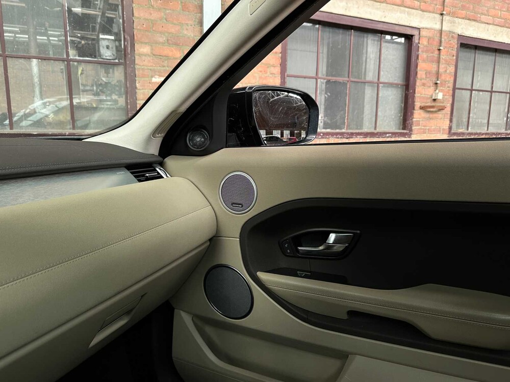 Land Rover Range Rover Evoque 2.2 eD4 2WD Pure 150hp 2013 (Original-UK), 2-KBS-42