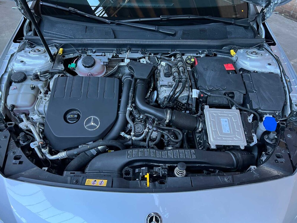 Mercedes-Benz A250e AMG Business Solution 160pk 2022 A-klasse, X-451-TP