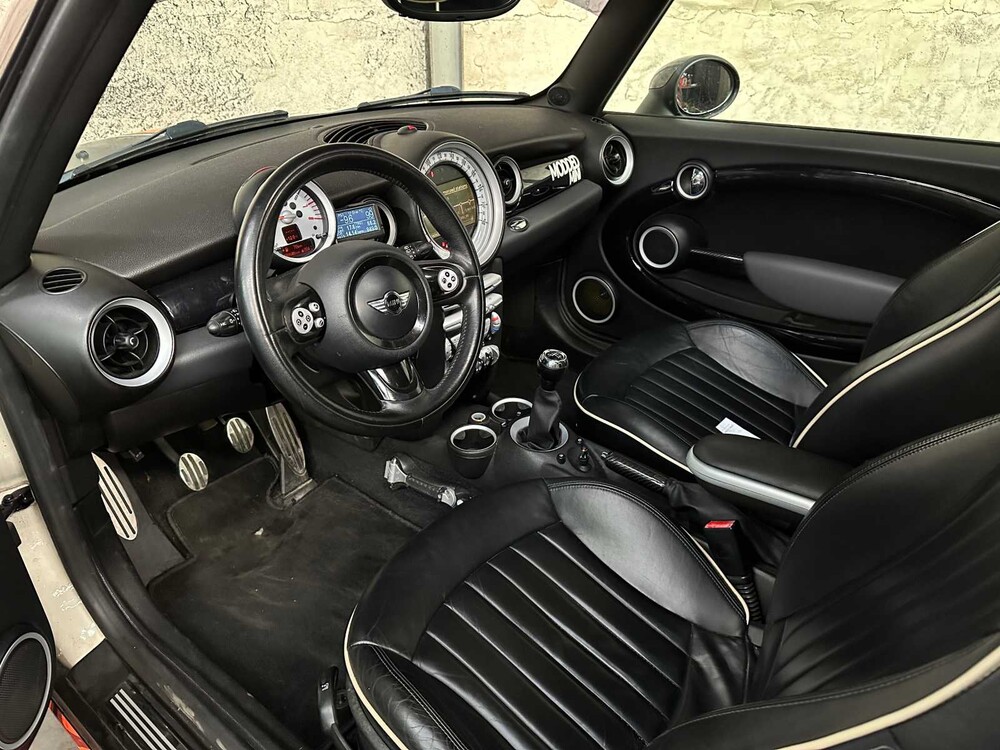 Mini Cooper S 1.6 180hp 2007, 15-ZLK-9