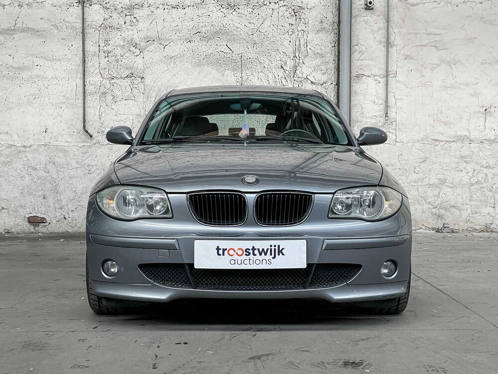BMW 116i Executive 1-series 116hp 2005, HZ-115-L
