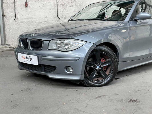 BMW 116i Executive 1-series 116hp 2005, HZ-115-L