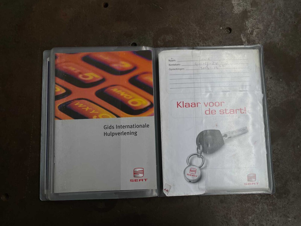 SEAT Arosa 1.4i Stella 60pk 2001 (Origineel-NL), 41-HJ-ZV