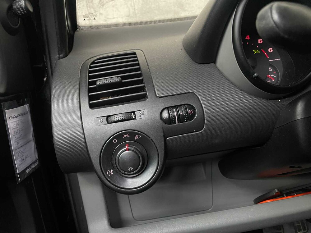 SEAT Arosa 1.4i Stella 60pk 2001 (Origineel-NL), 41-HJ-ZV