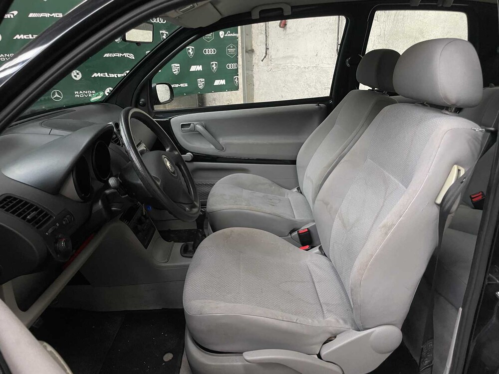 SEAT Arosa 1.4i Stella 60pk 2001 (Origineel-NL), 41-HJ-ZV