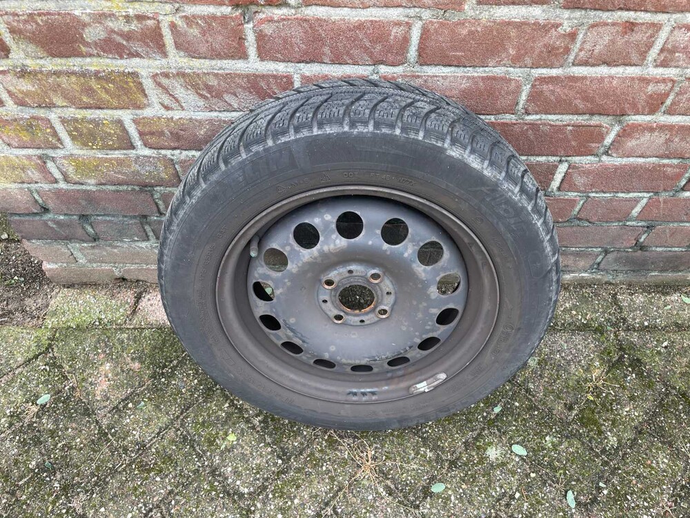 Mini Cooper D Pepper 1.6 109HP 2012 (Original-NL) 19-KNT-1