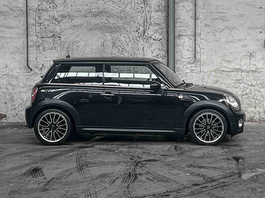 Mini Cooper D Pepper 1.6 109HP 2012 (Original-NL) 19-KNT-1