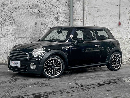 Mini Cooper D Pepper 1.6 109PK 2012 (Origineel-NL) 19-KNT-1