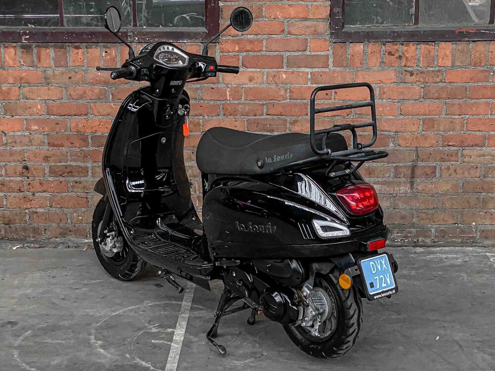 La Souris Sourini, DVX-72-V - Scooter