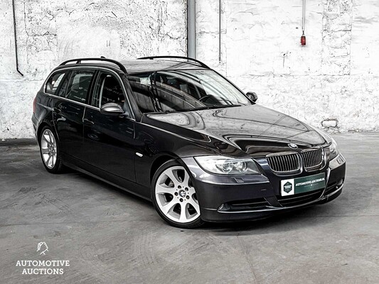 BMW 325i Dynamic Exec. 218pk 2005 (Origineel-NL), 37-RV-HP  -3-serie Touring-