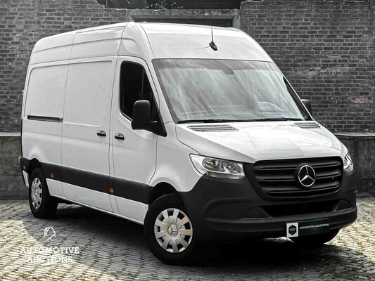 Mercedes-Benz eSprinter L2H2 55kWh 116hp 2021 (Original-NL), VKN-55-N