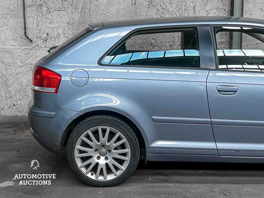 Audi A3 1.6 Attraction 102hp 2004 (Original-NL), 77-PD-PL