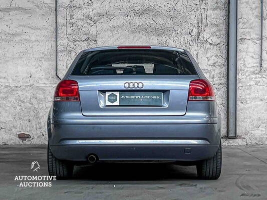 Audi A3 1.6 Attraction 102pk 2004 (Origineel-NL), 77-PD-PL